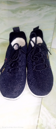 মহিলাদের কেটস